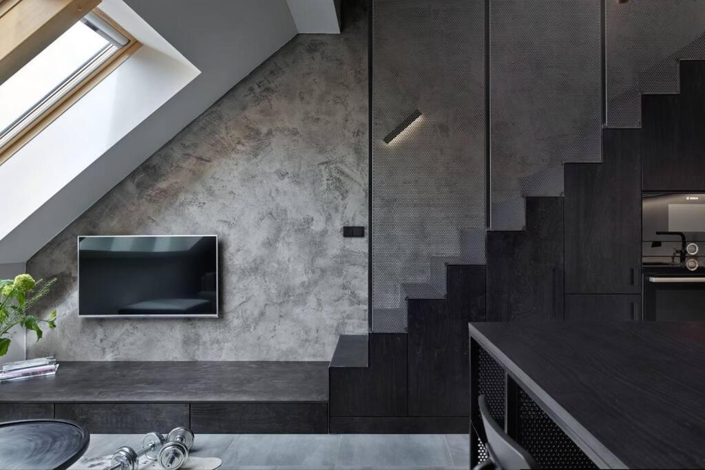 Rooftop Penthouse With Terrace, Prime Location Praga Zewnętrze zdjęcie